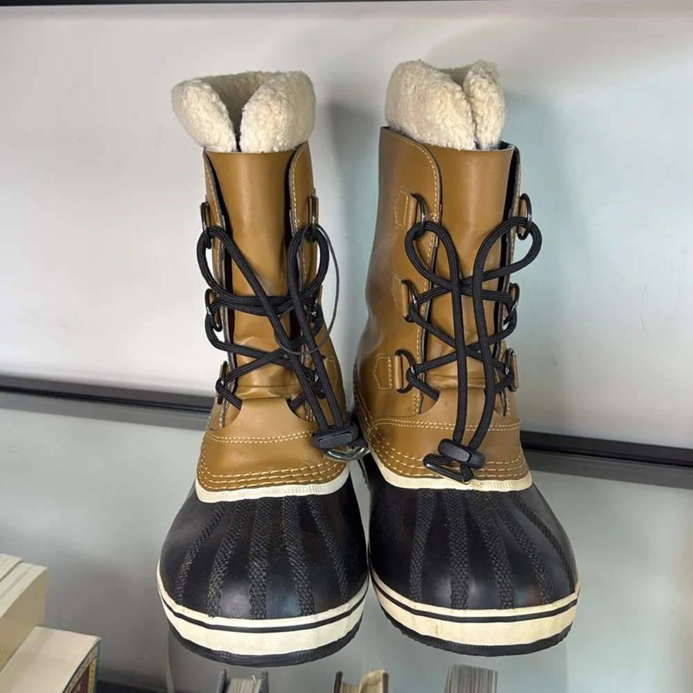 Sorel Men’s Caribou Waterproof Winter Boots size EU 38